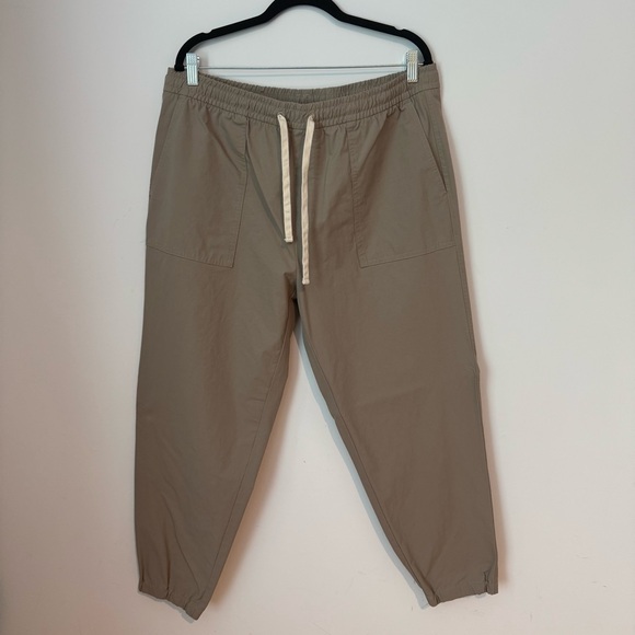 Vineyard Vines Pants - Vineyard Vines Women's Tan Joggers